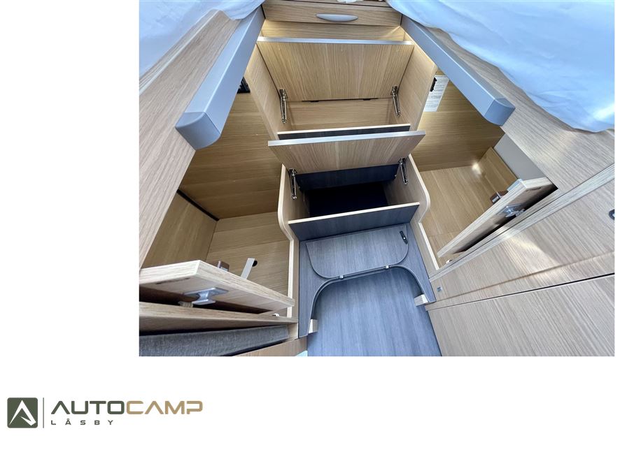 Adria Coral 670 DL 60Y selection