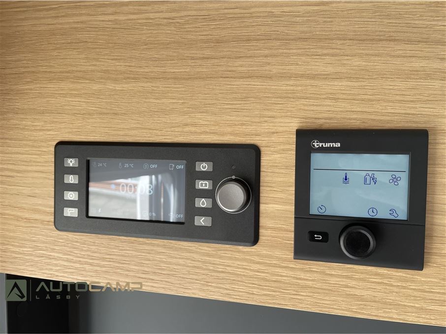 Adria Coral 670 DL 60Y selection