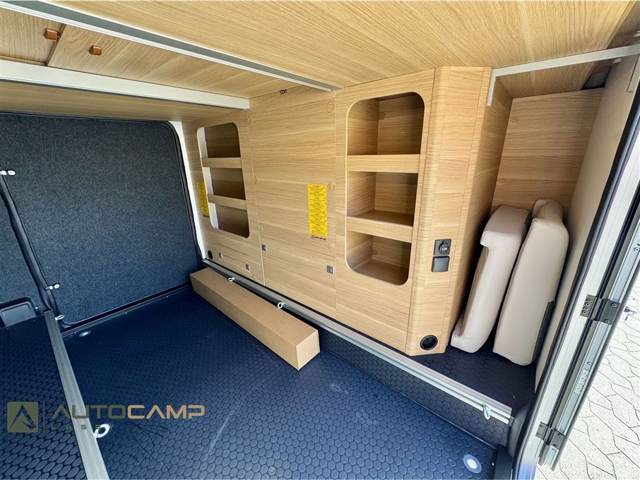 Adria Coral 670 DL 60Y selection