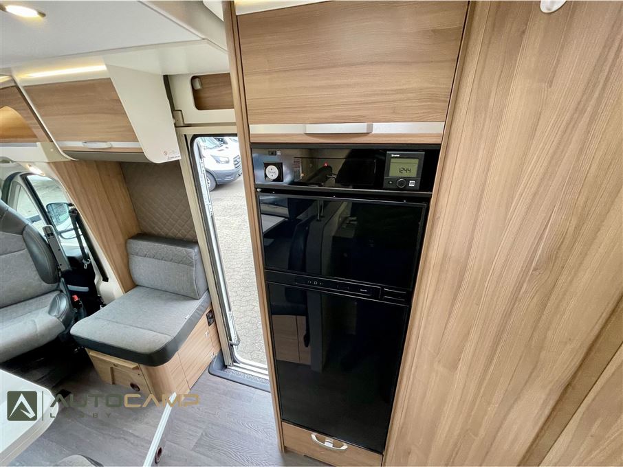 Adria Matrix Axess M670 SL