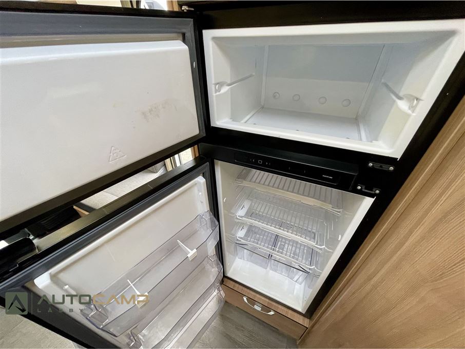 Adria Matrix Axess M670 SL