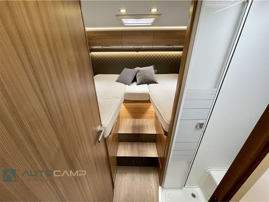 Adria Matrix Axess M670 SL