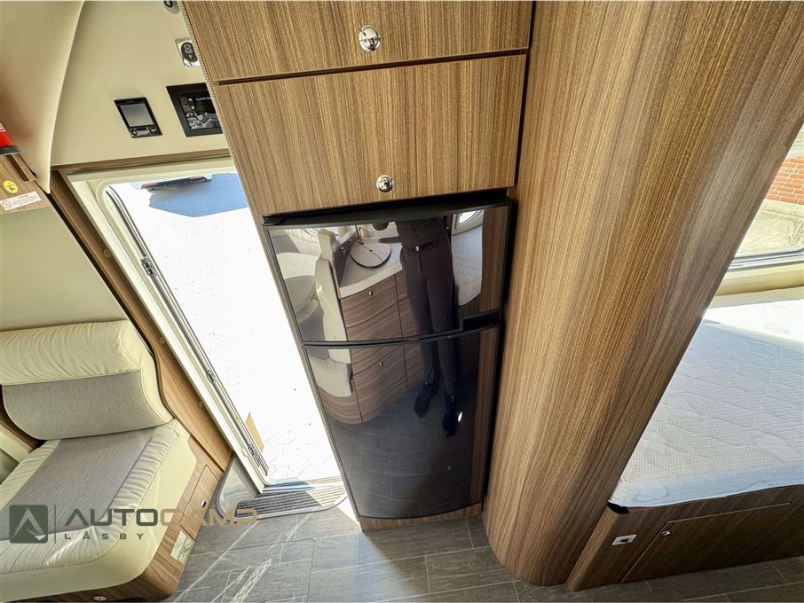 Euramobil Profila RS 730 EB