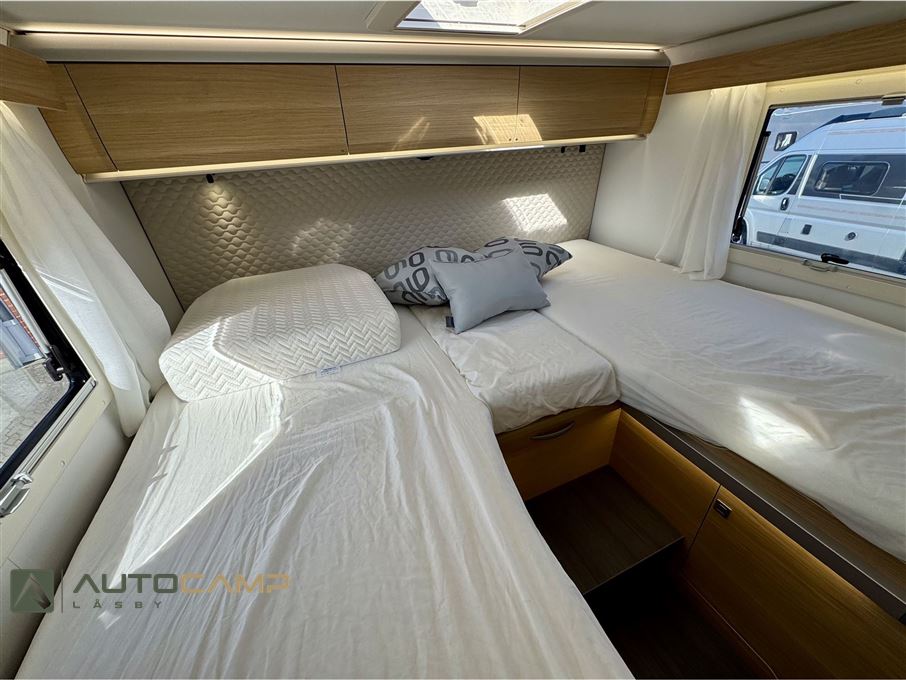 Adria Coral 670 DL 60Y selection