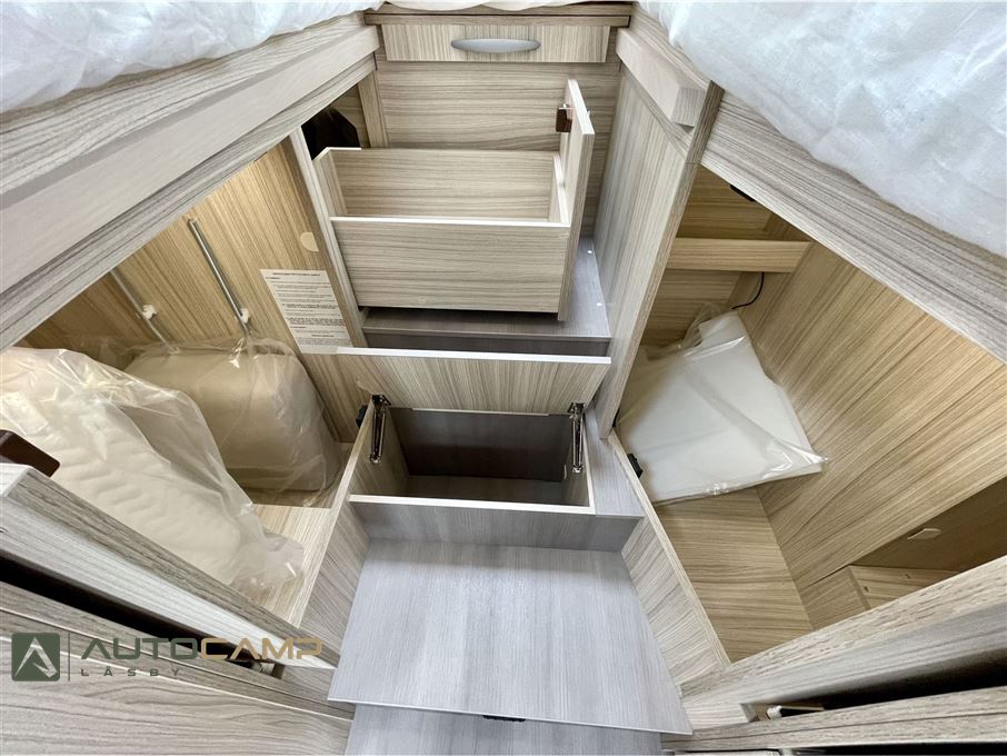 Adria Compact DL 60Y selection