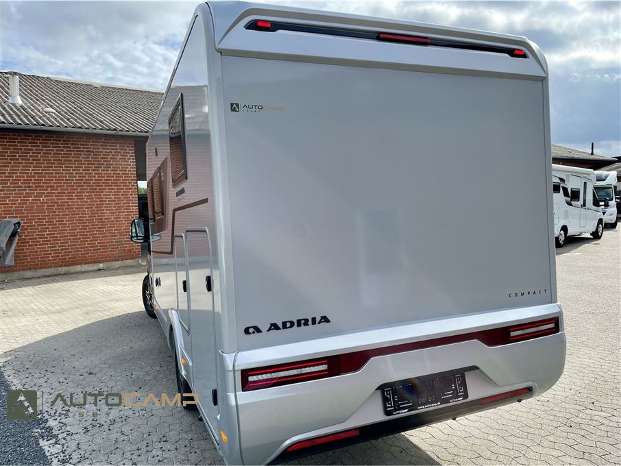 Adria Compact DL 60Y selection