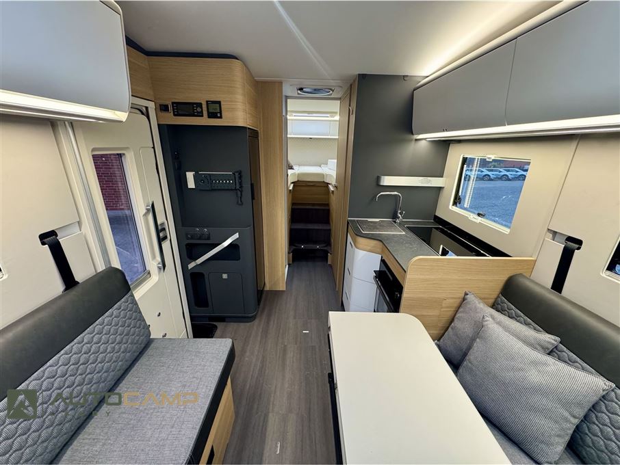 Adria Coral Plus S 670 DL