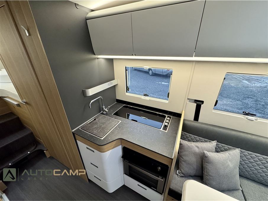 Adria Coral Plus S 670 DL