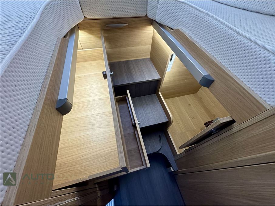 Adria Coral Plus S 670 DL