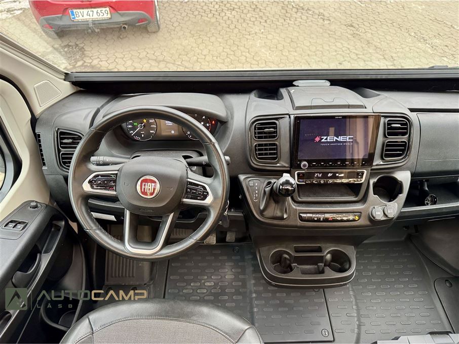 Adria Coral Plus S 670 DL