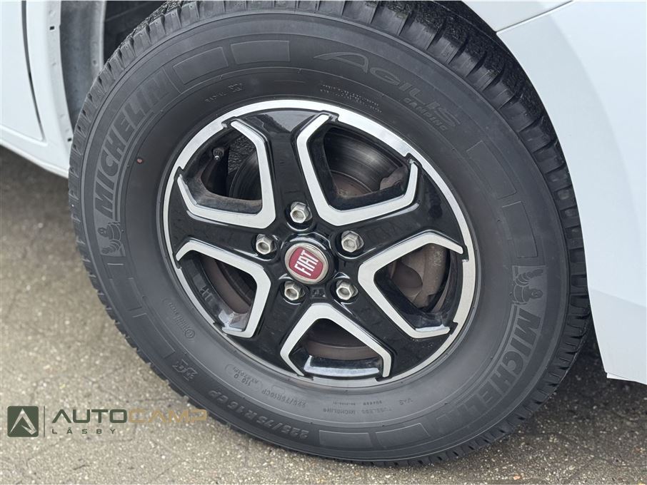 Adria Coral Plus S 670 DL