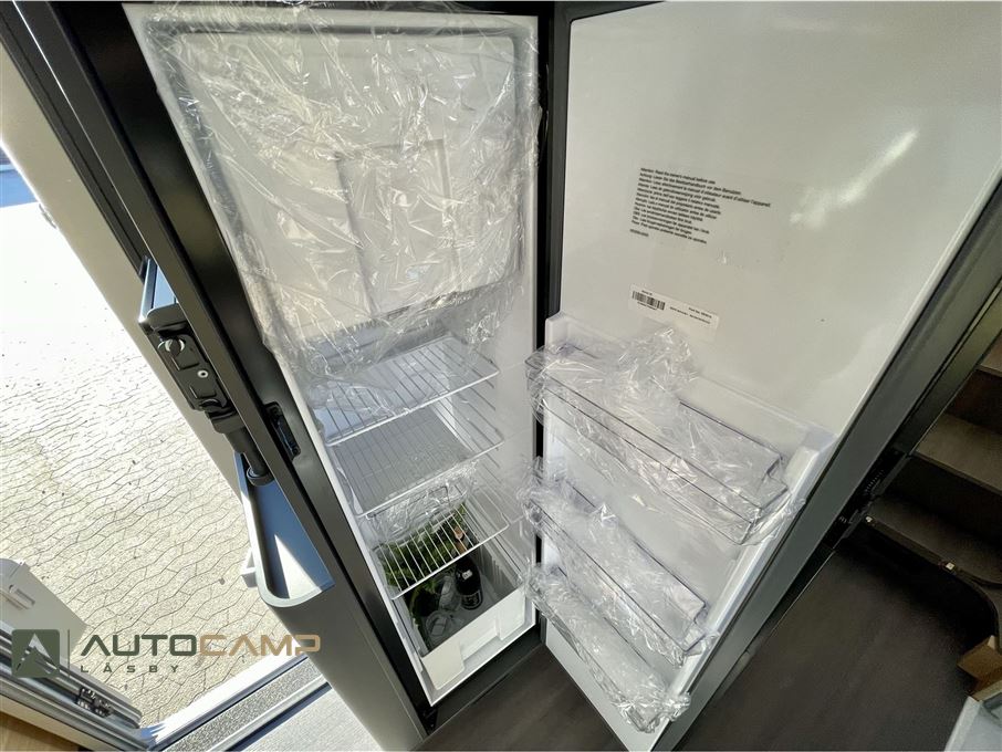 Adria Matrix M670 SL