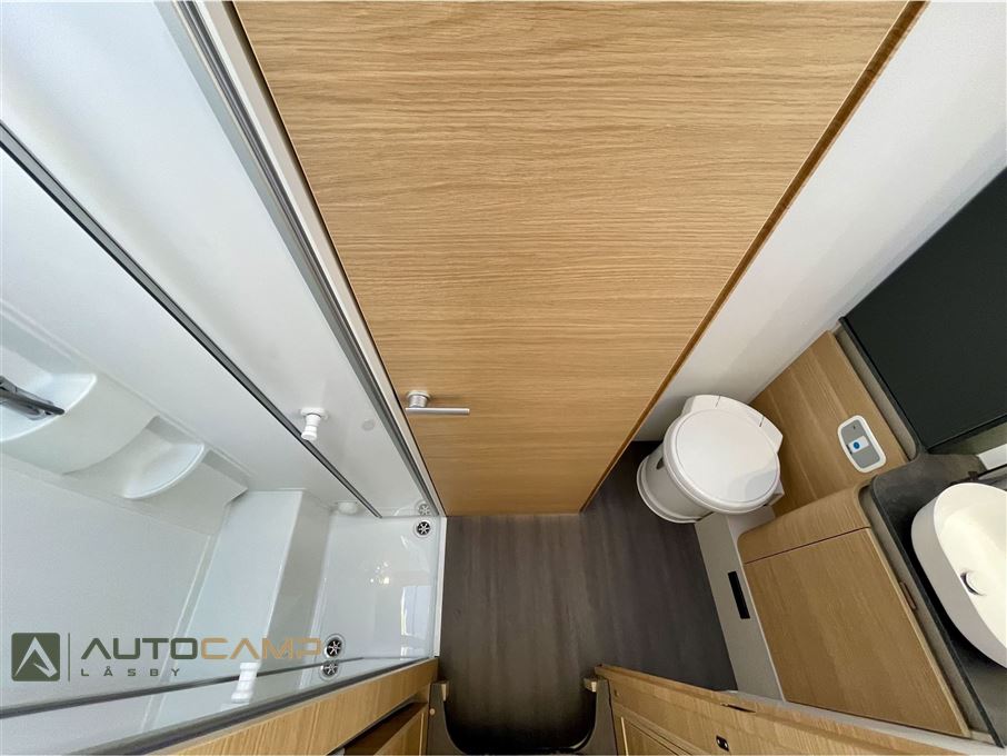 Adria Matrix M670 SL