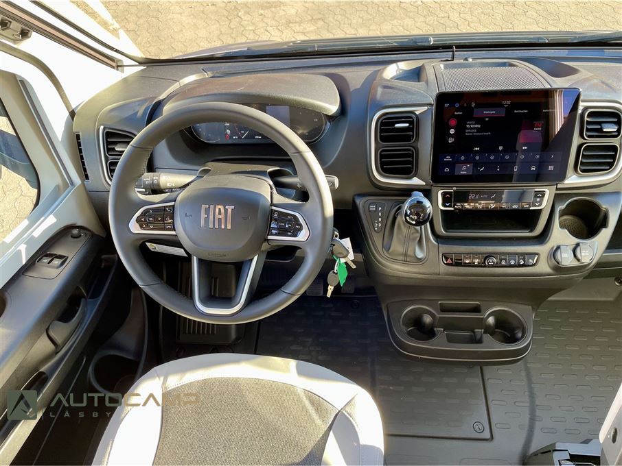 Adria Matrix M670 SL