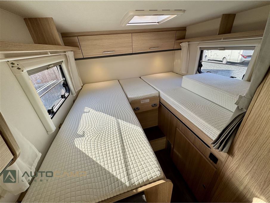 SunLight VAN V66