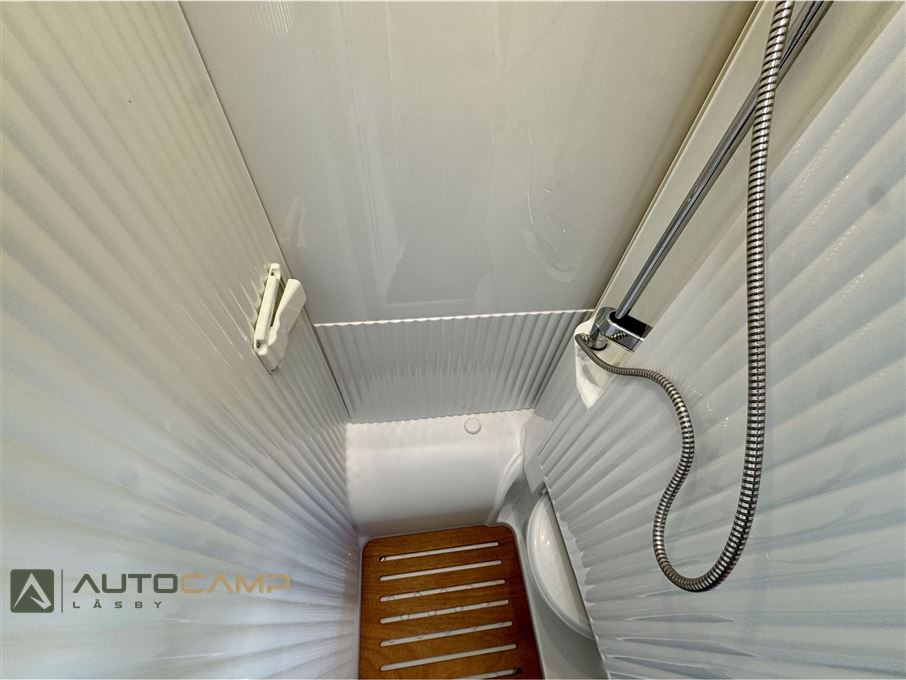 SunLight VAN V66