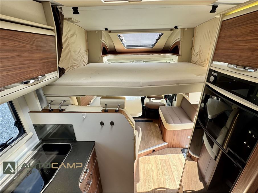 Adria Matrix Axess M670 SL