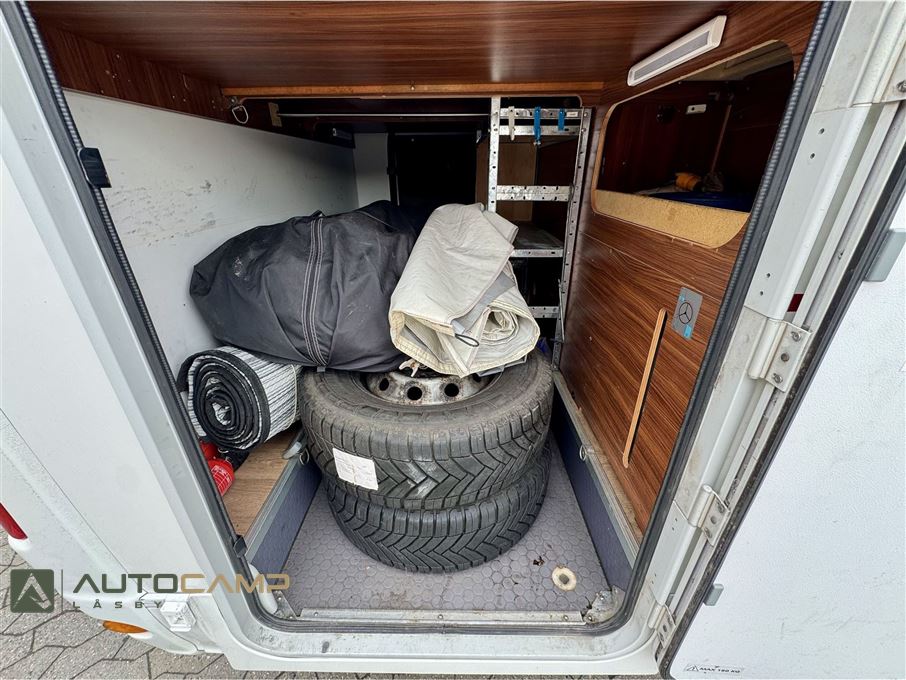 Adria Matrix Axess M670 SL