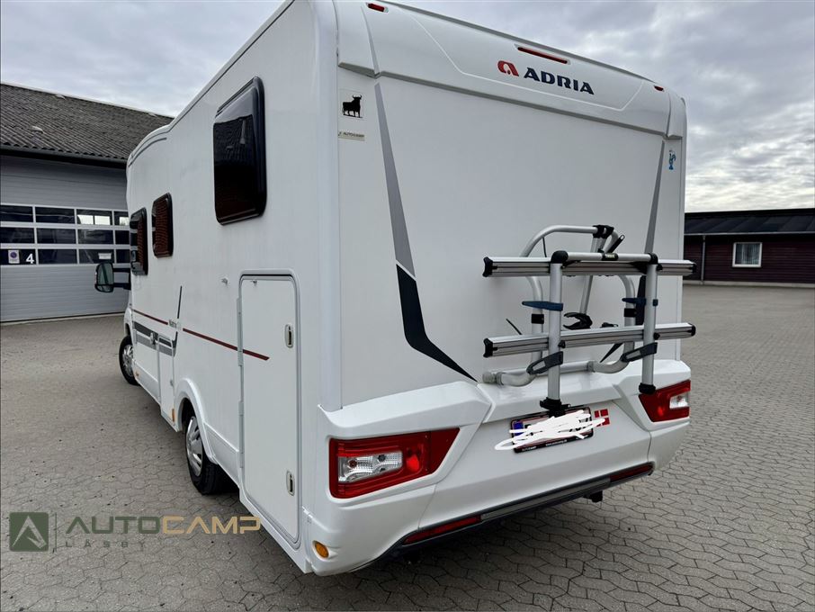 Adria Matrix Axess M670 SL