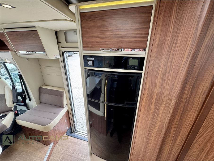 Adria Matrix Axess M670 SL