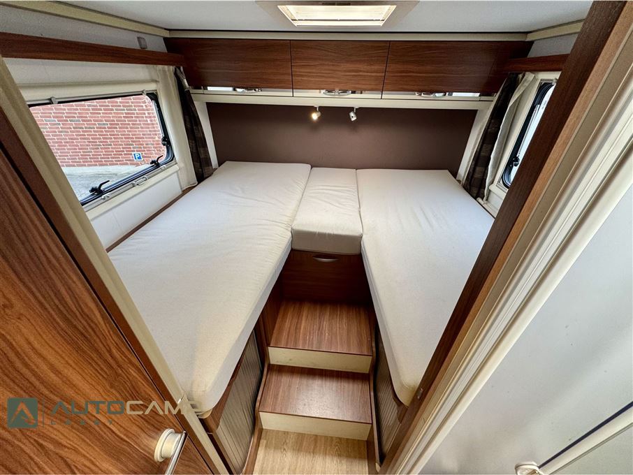 Adria Matrix Axess M670 SL
