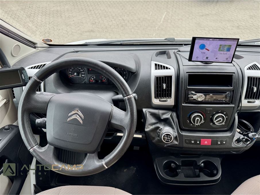 Adria Matrix Axess M670 SL