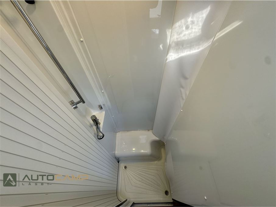 Knaus L!VE I 650 MEG