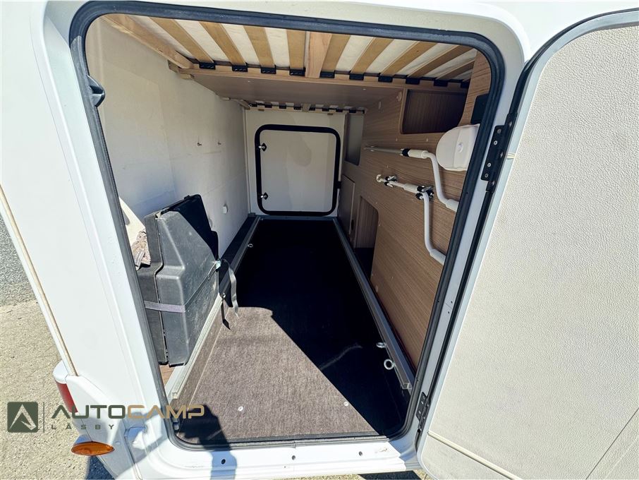 Carado V337 Europa Edition