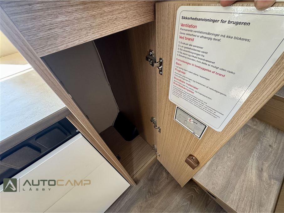 Carado V337 Europa Edition