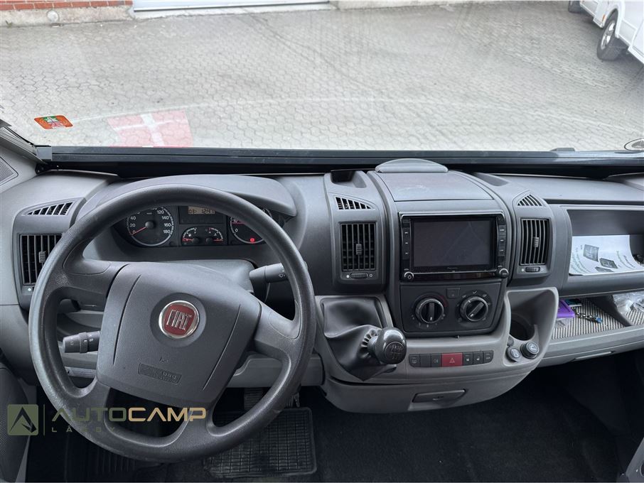 McLouis Tandy 650