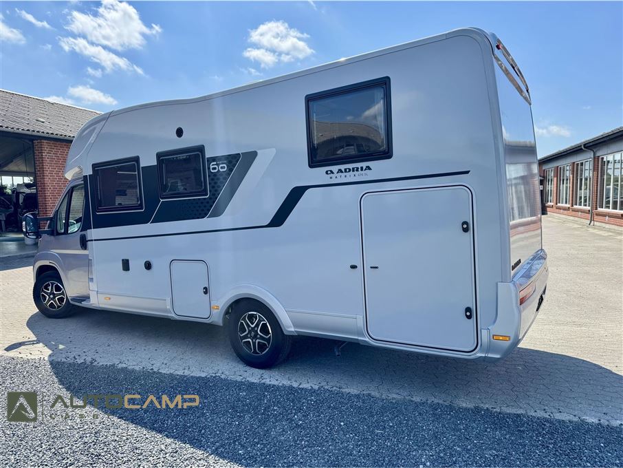 Adria Matrix M670 SL