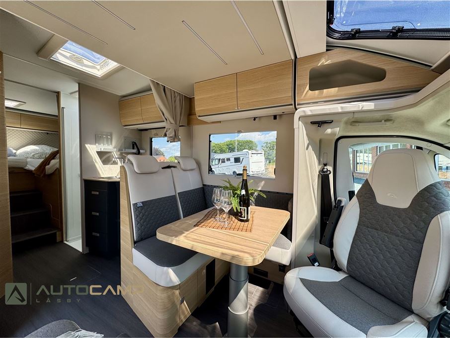 Adria Matrix M670 SL