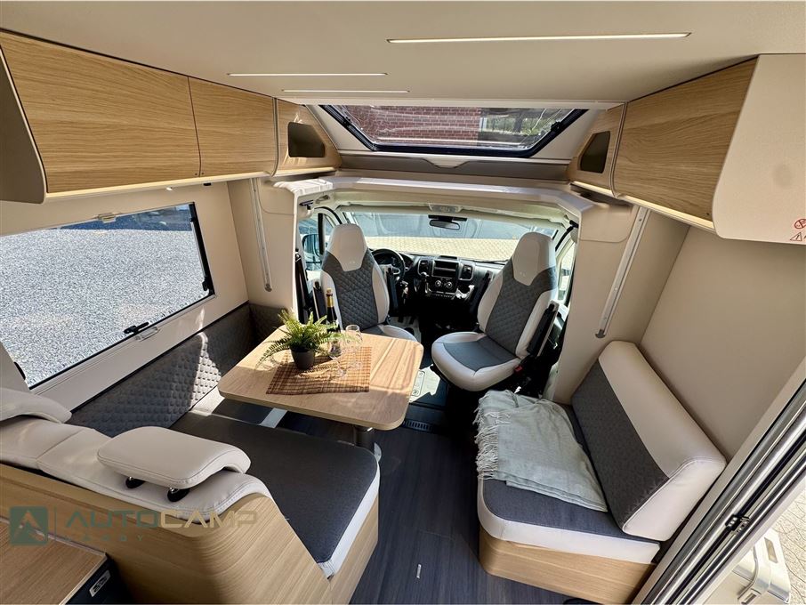 Adria Matrix M670 SL