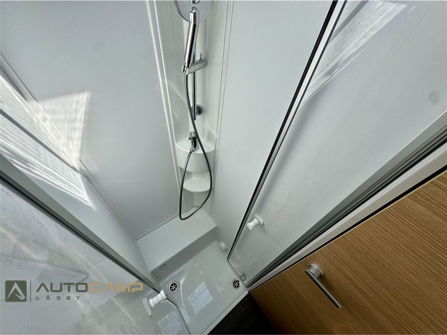 Adria Matrix M670 SL
