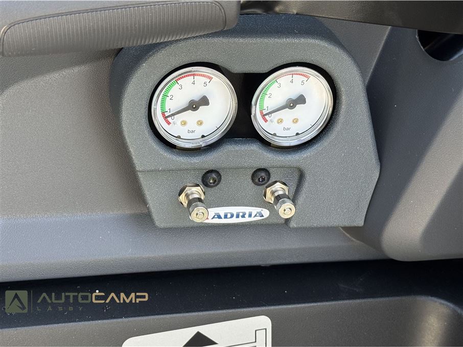 Adria Matrix M670 SL