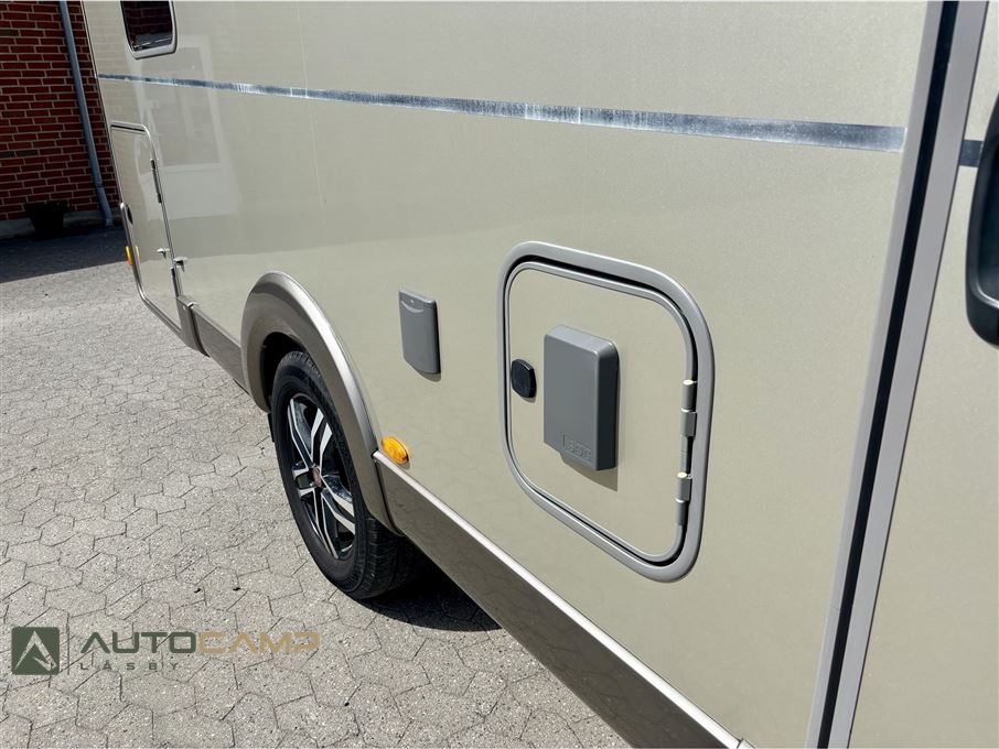 Bürstner Ixeo 746 LIMITED