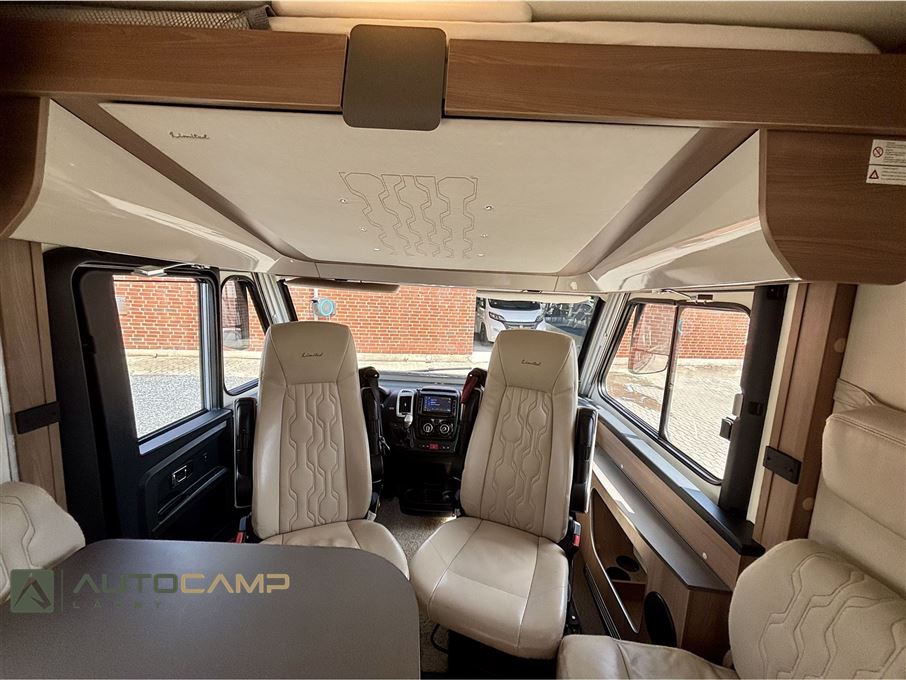 Bürstner Ixeo 746 LIMITED