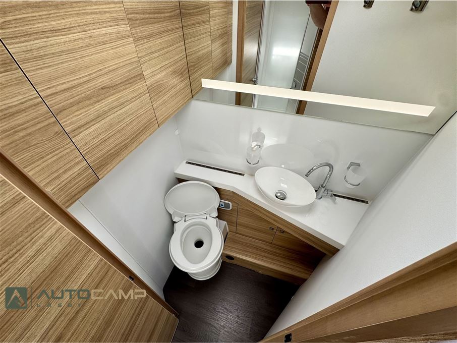 Adria Sonic Plus I700 SC