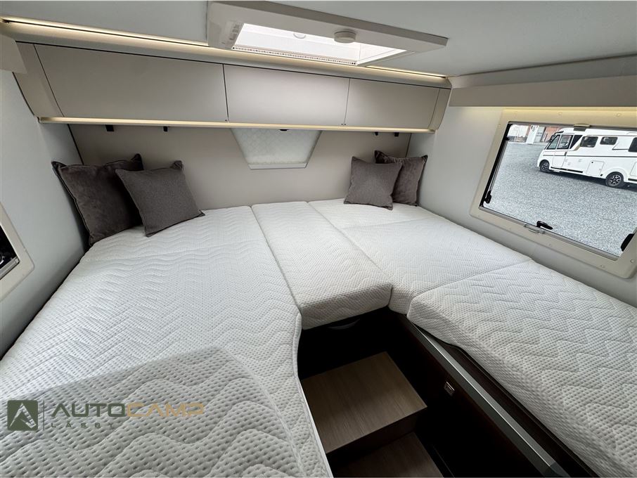 Adria Coral SUPREME S 670 DL