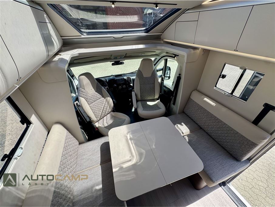 Adria Coral SUPREME S 670 DL