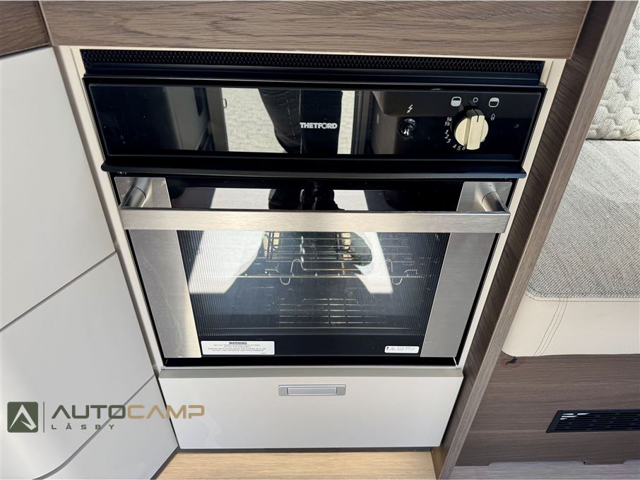 Adria Coral SUPREME S 670 DL
