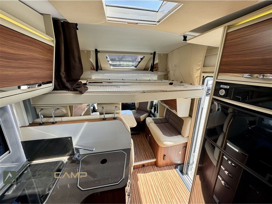 Adria Matrix 50 Y M670 SLT
