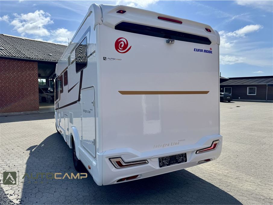 Euramobil Integra Line 695 EB