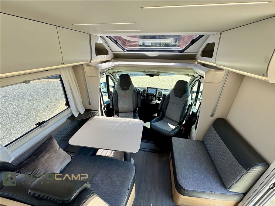 Adria Matrix Axess M670 SL