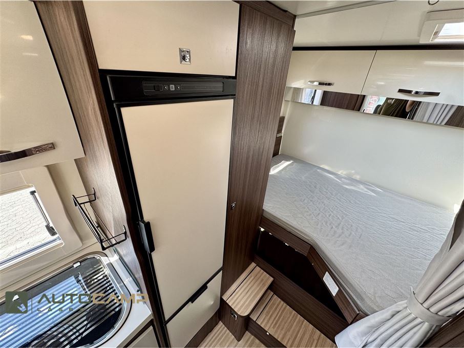 Benimar Tessoro 440 UP