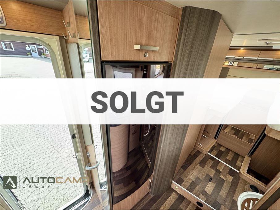 Knaus Sky TI 700 MEG