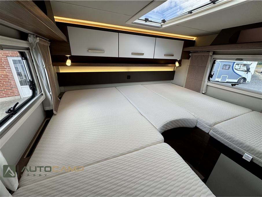 Knaus L!VE I 700 MEG