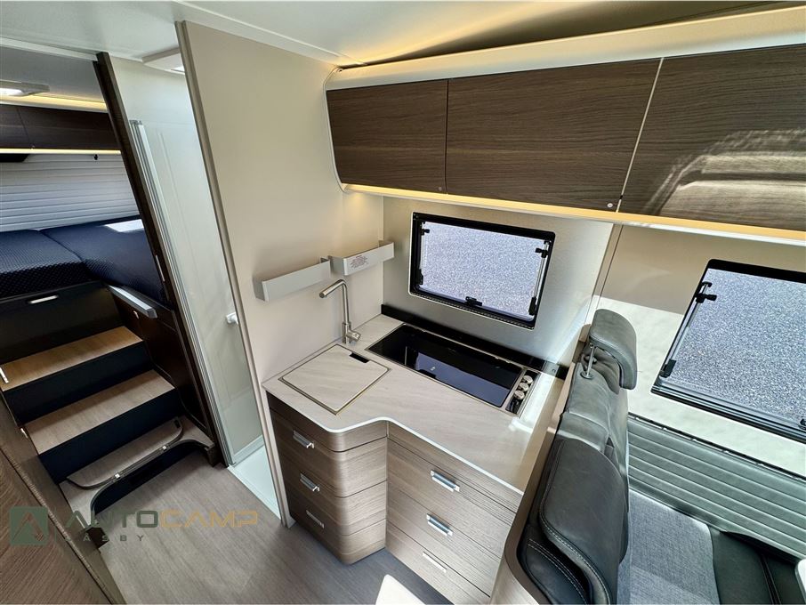 Adria Coral SUPREME S 670 SL