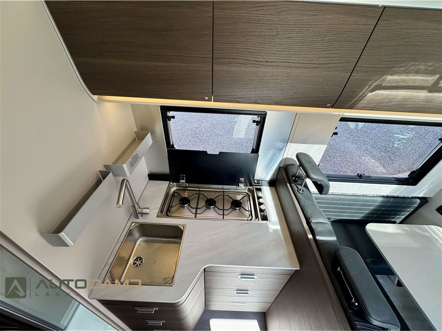 Adria Coral SUPREME S 670 SL