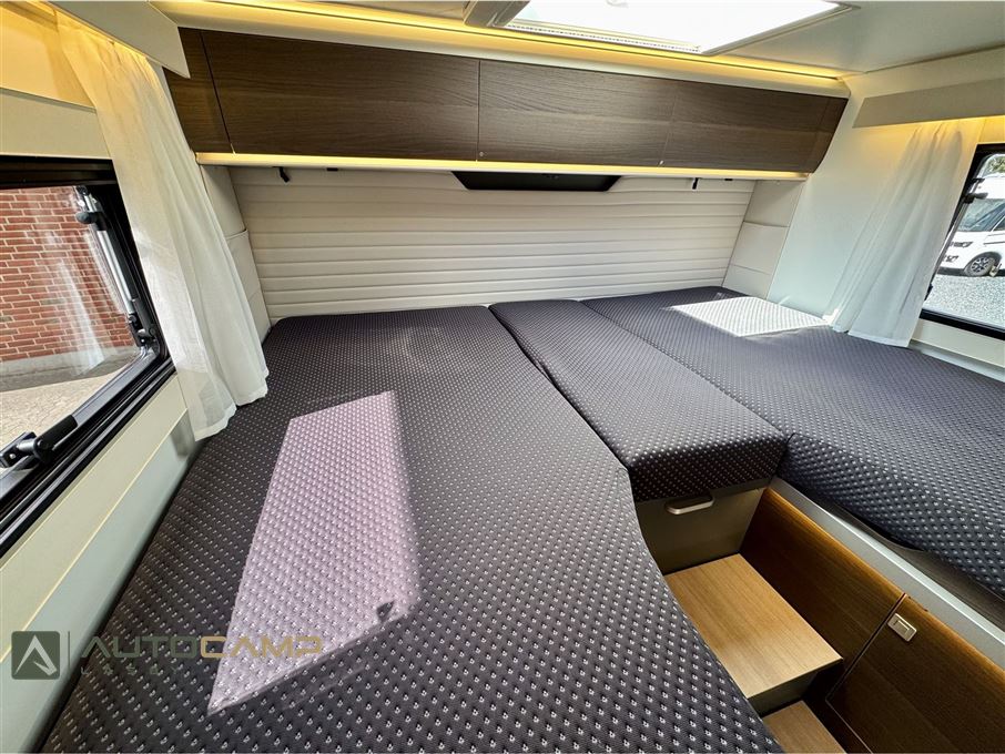 Adria Coral SUPREME S 670 SL